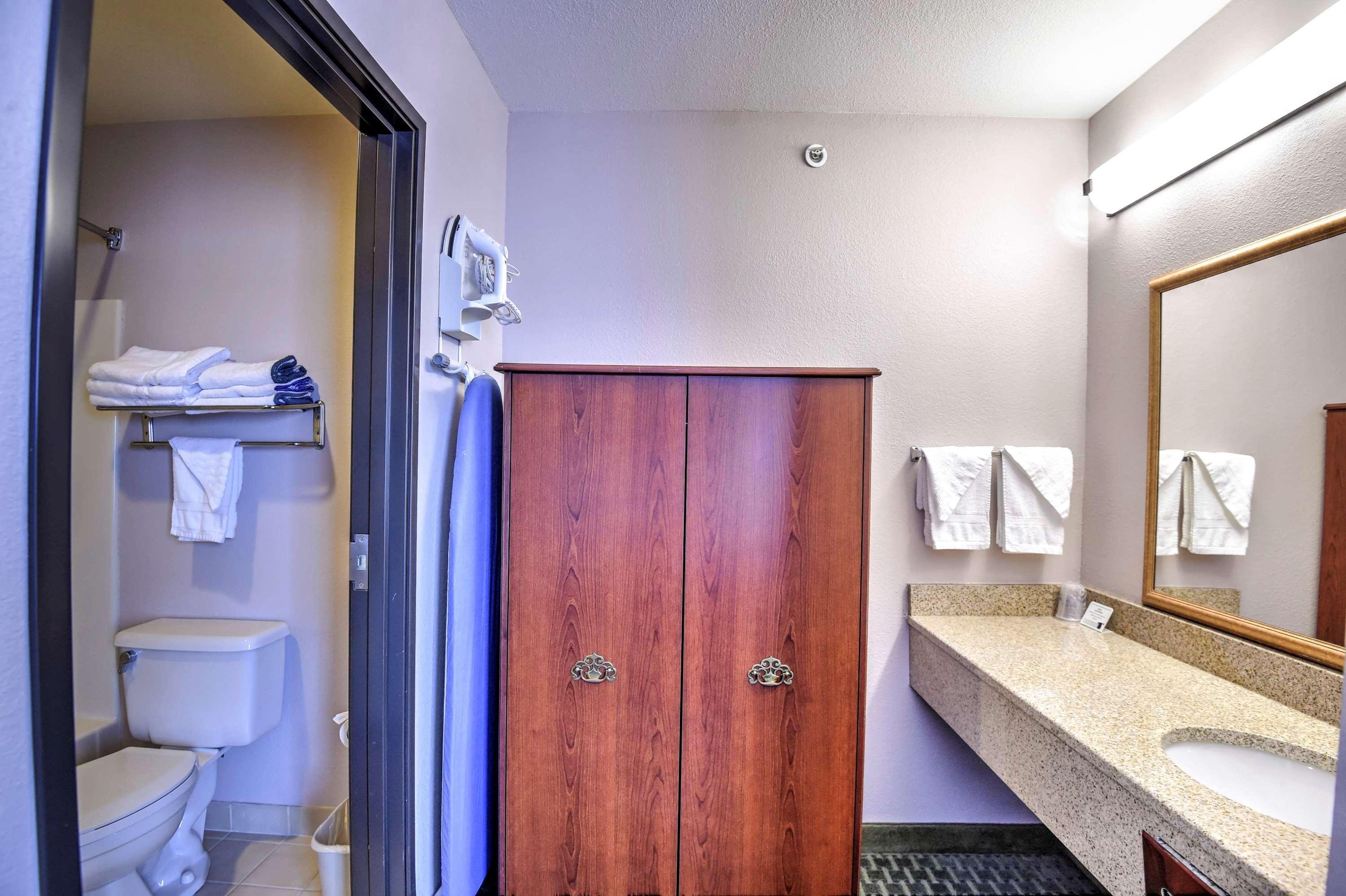 Best Western Ottawa Inn Екстер'єр фото