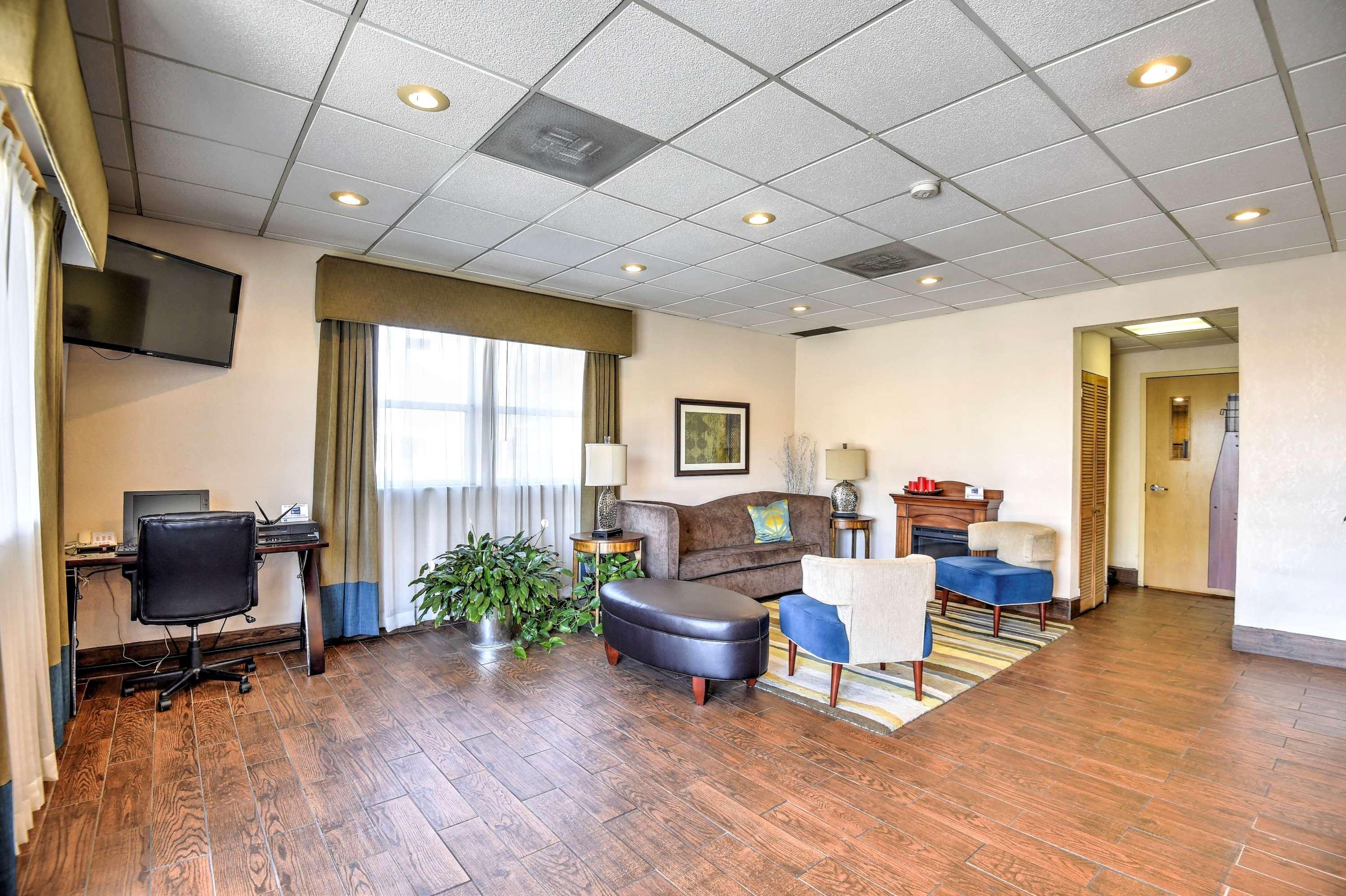 Best Western Ottawa Inn Екстер'єр фото
