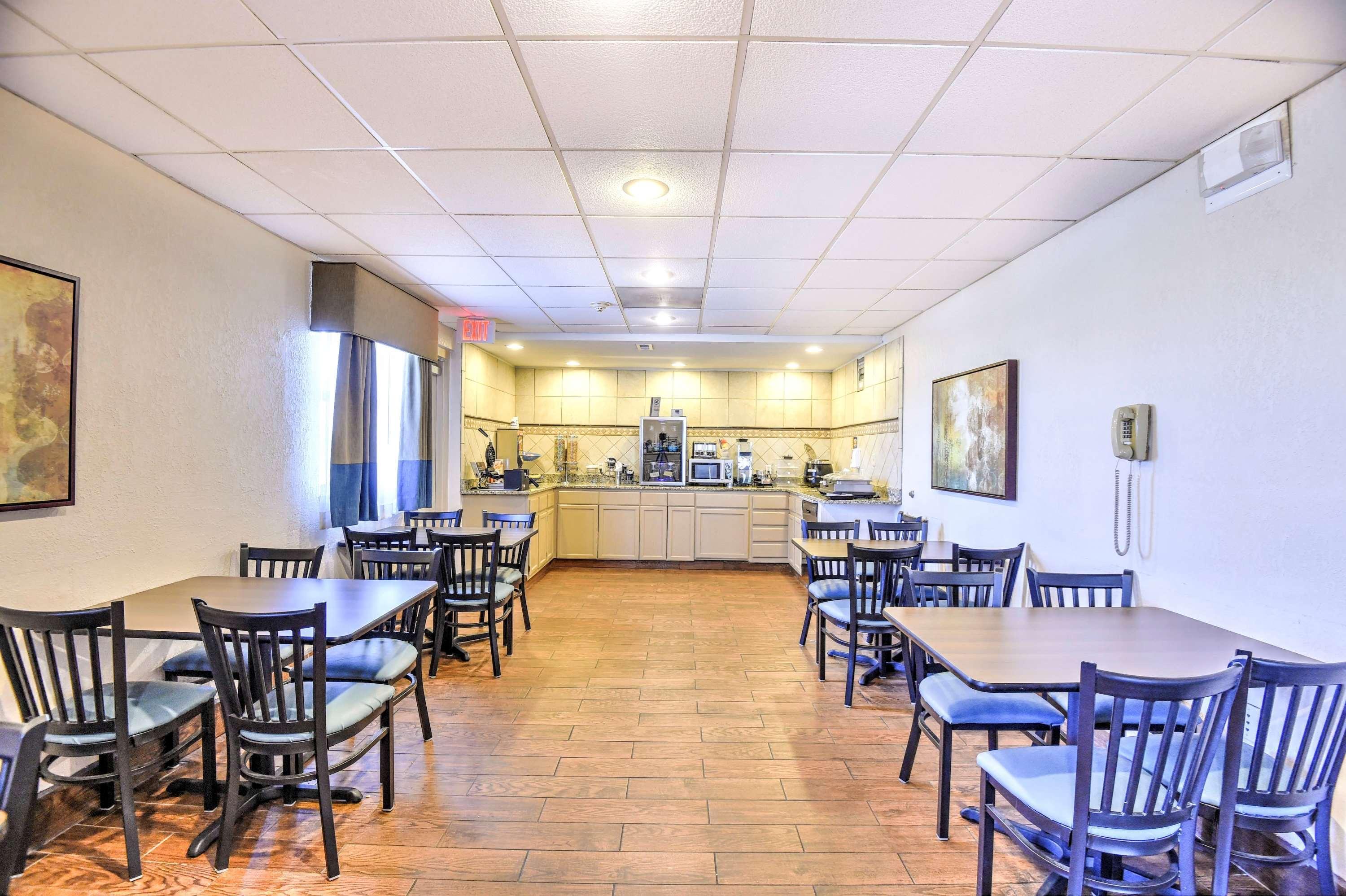 Best Western Ottawa Inn Екстер'єр фото